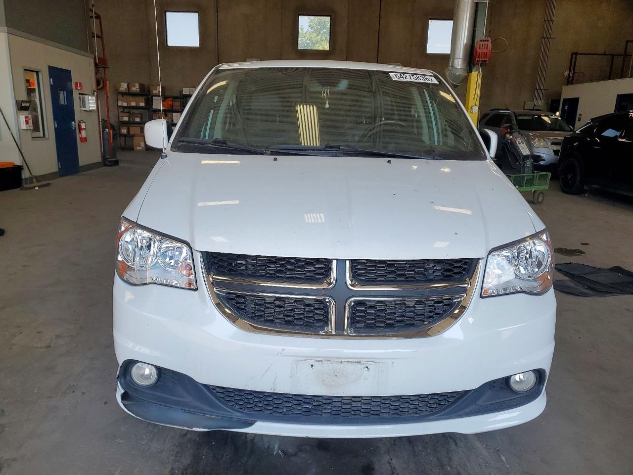 2019 Dodge Grand Caravan Sxt - Image 5