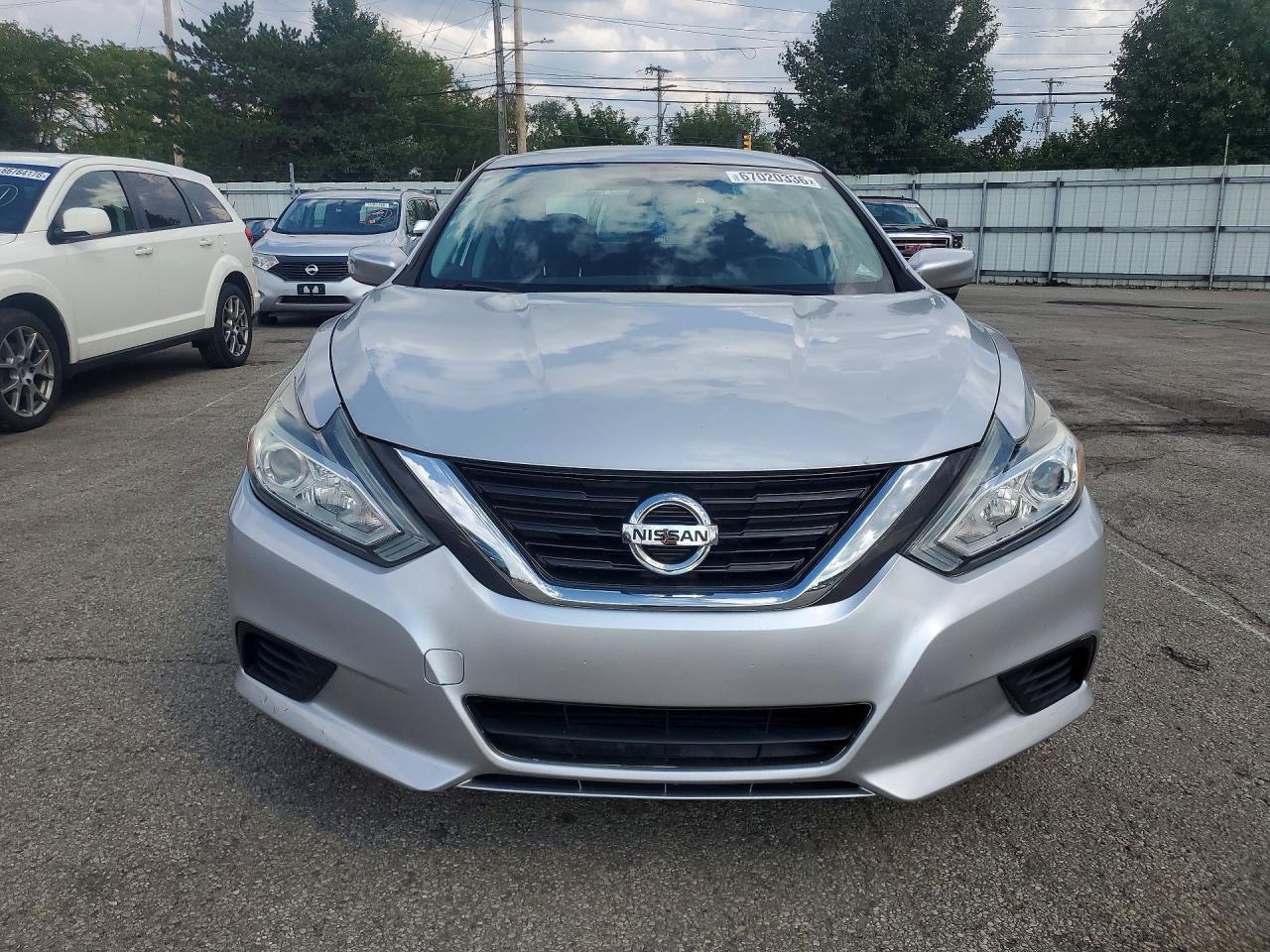2016 Nissan Altima 2.5 S - Фото 5