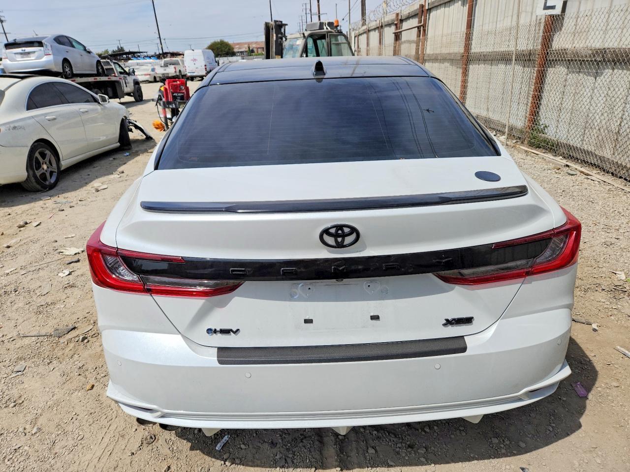 2025 Toyota Camry Xse - Image 6