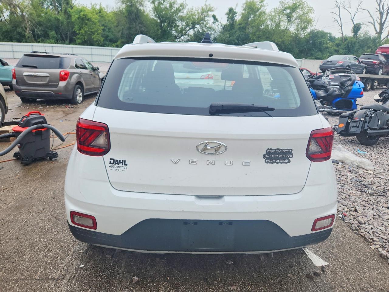 2022 Hyundai Venue Sel - Image 6