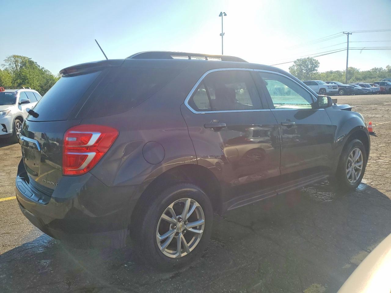 2016 Chevrolet Equinox Lt - Image 3