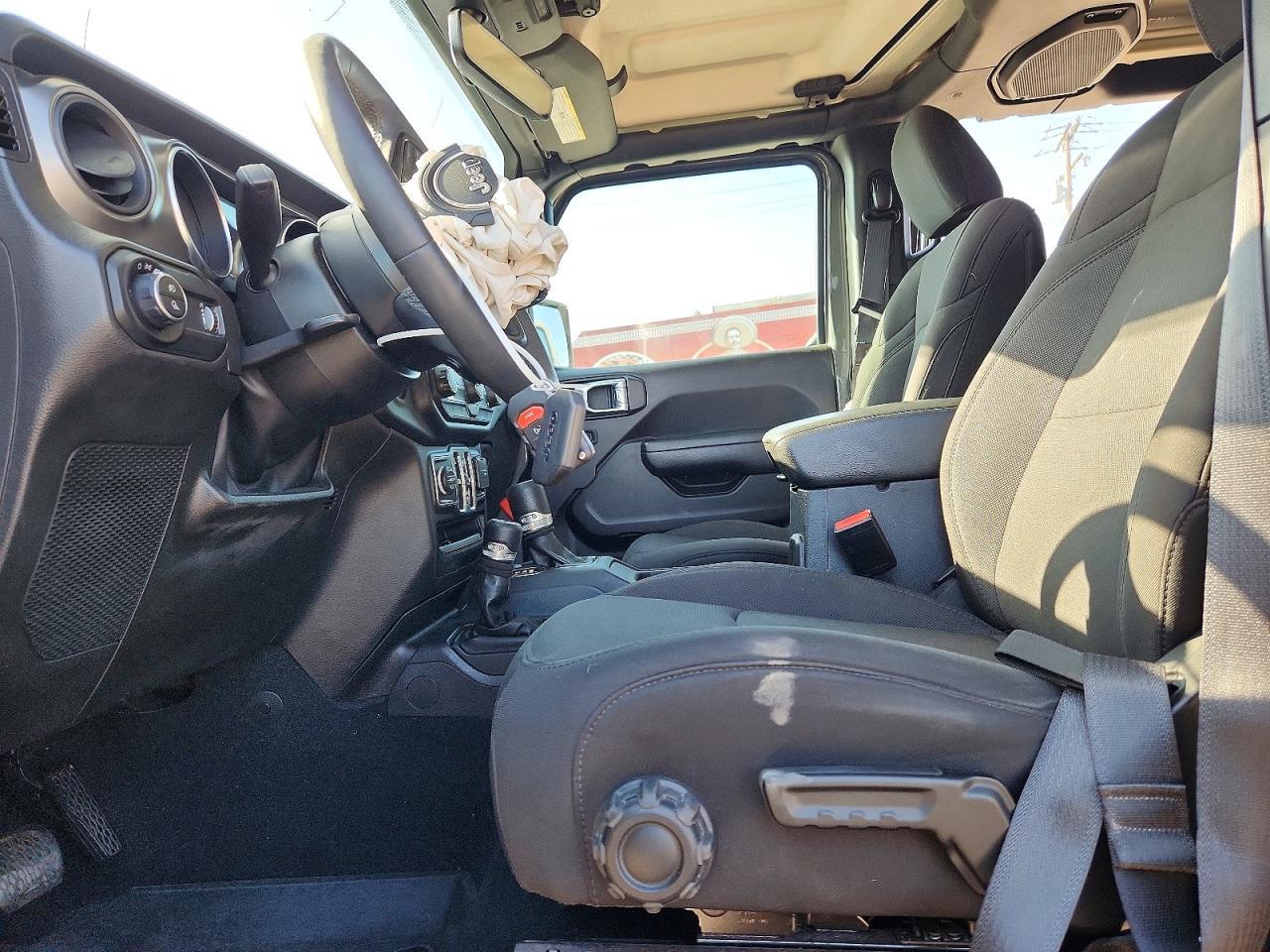 2023 Jeep Gladiator Sport - Image 7