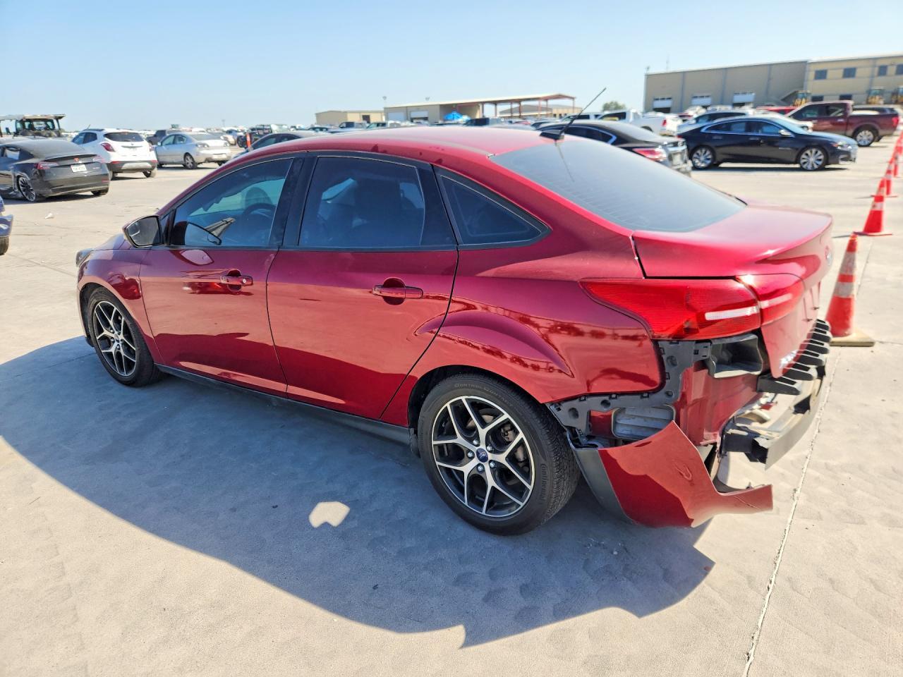 2017 Ford Focus Sel - Фото 2