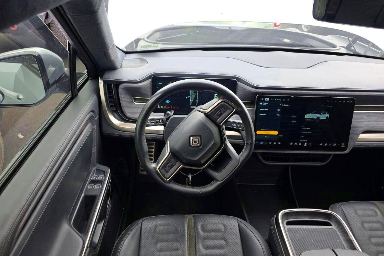2023 Rivian R1S Adventure - Image 7