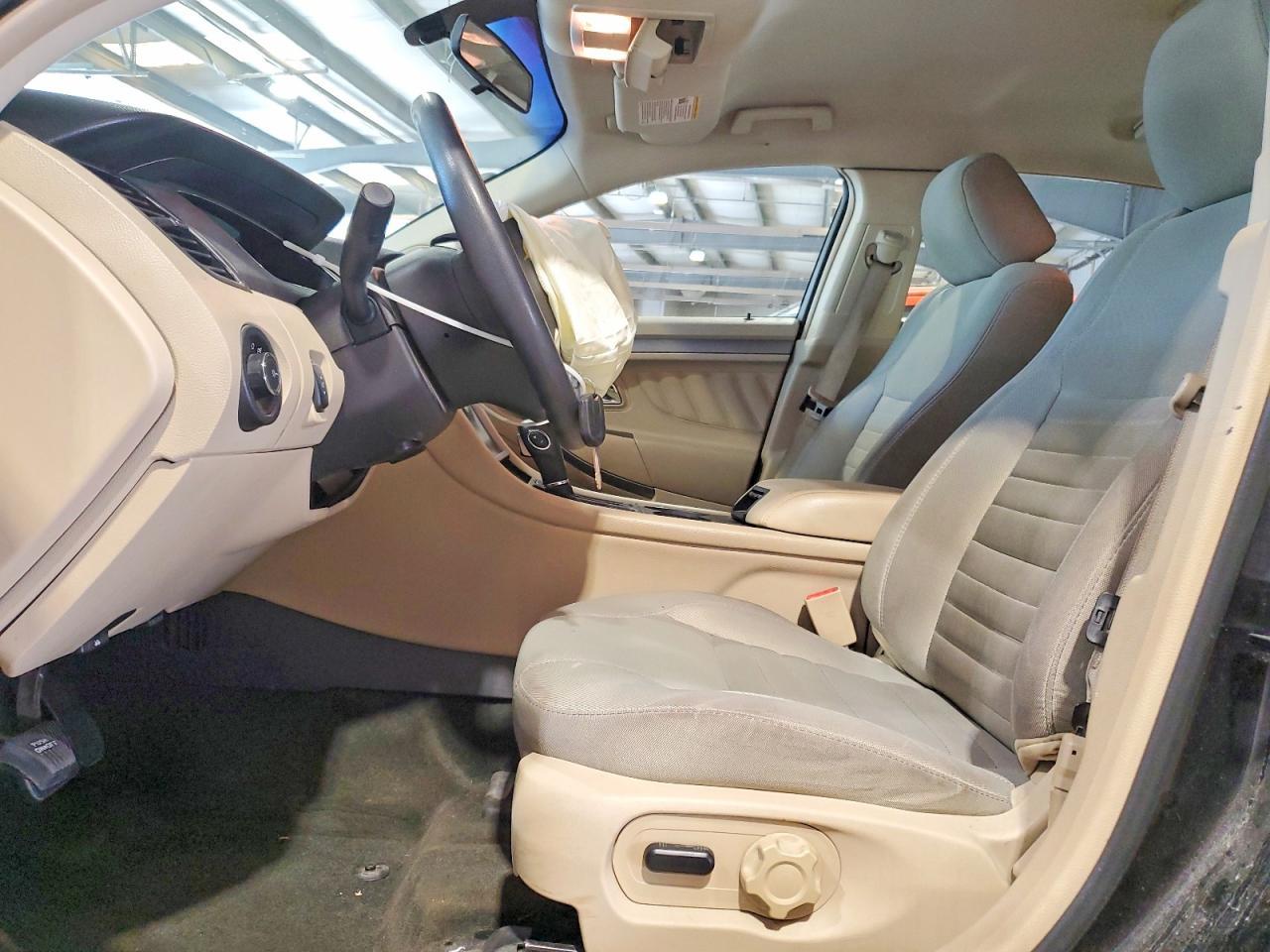 2014 Ford Taurus Se - Image 7