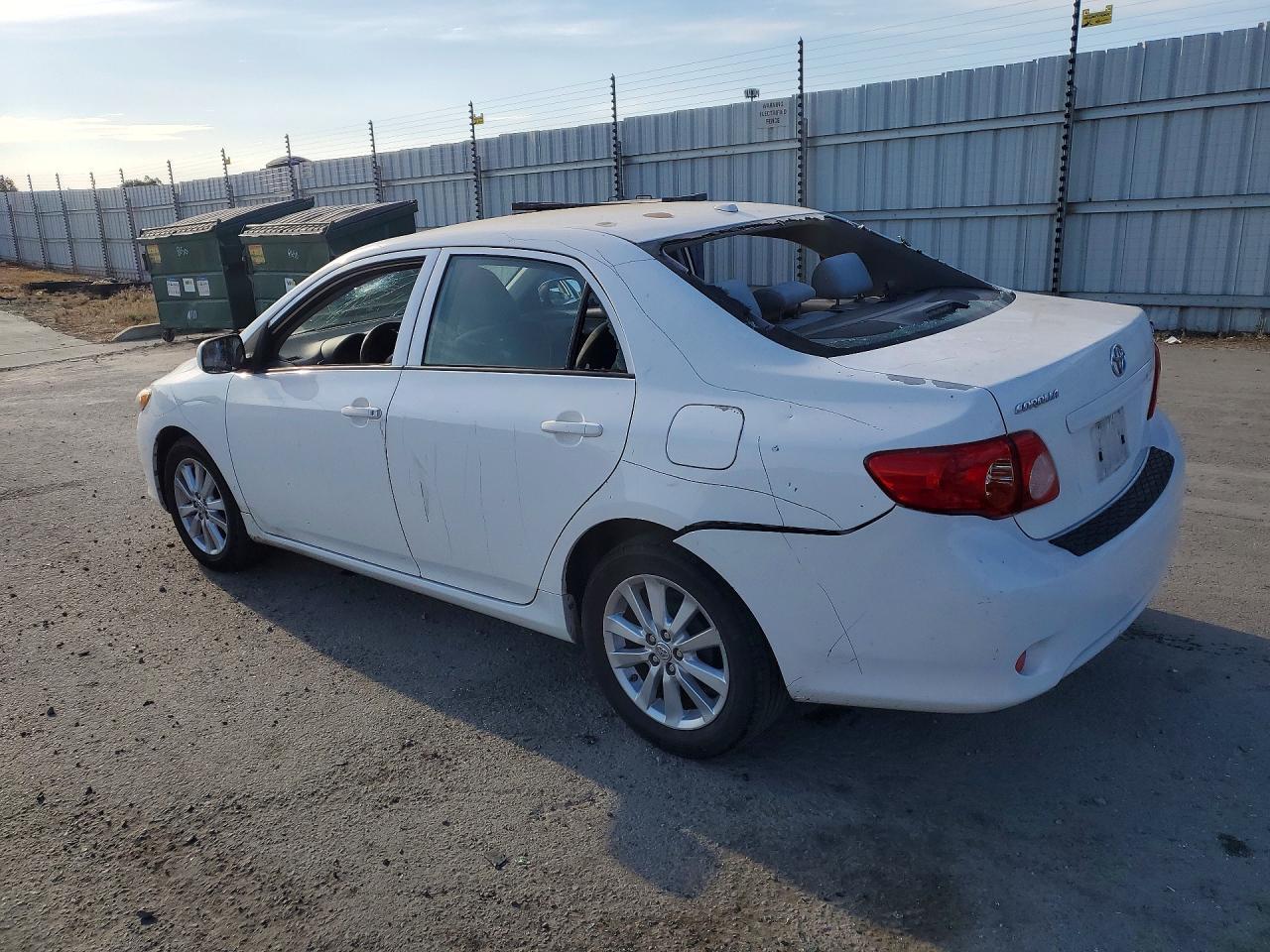 2009 Toyota Corolla Le - Фото 2