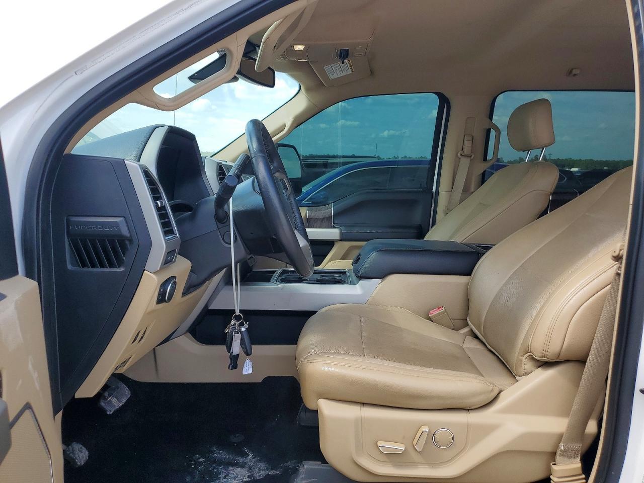 2018 Ford F350 Super Duty - Фото 7