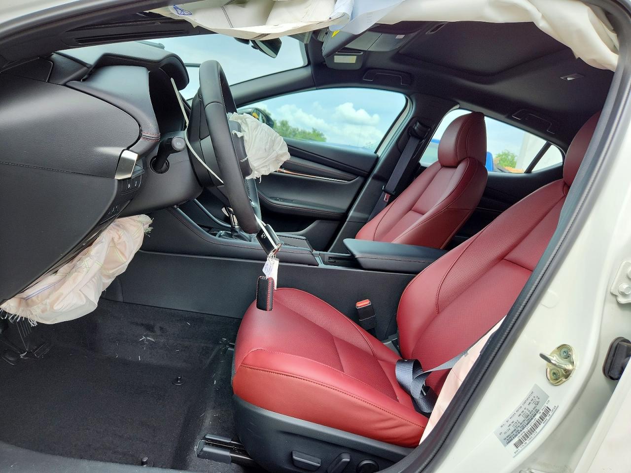 2026 Mazda 3 Preferred - Фото 7