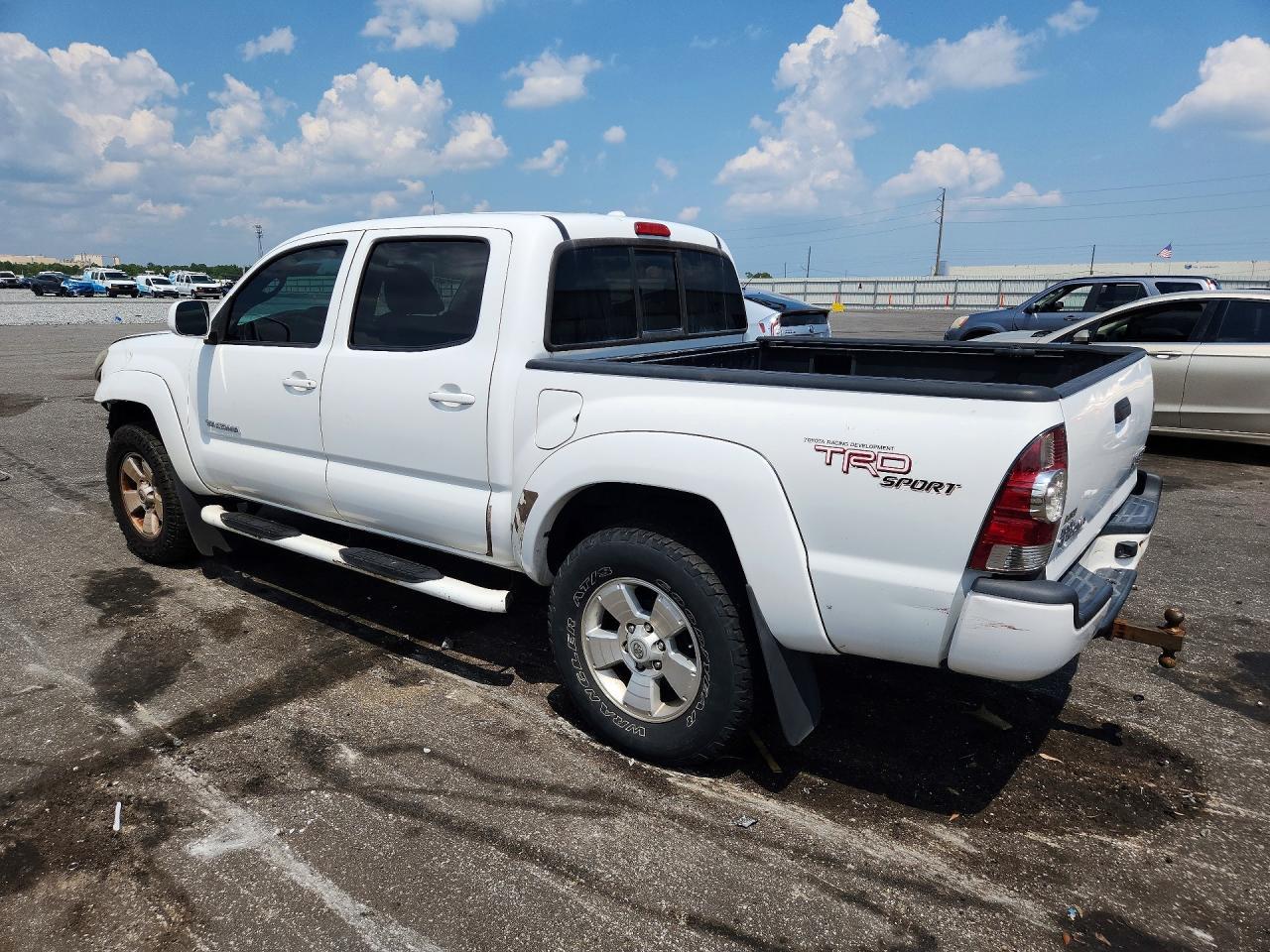 2010 Toyota Tacoma Double Cab Prerunner - Image 2