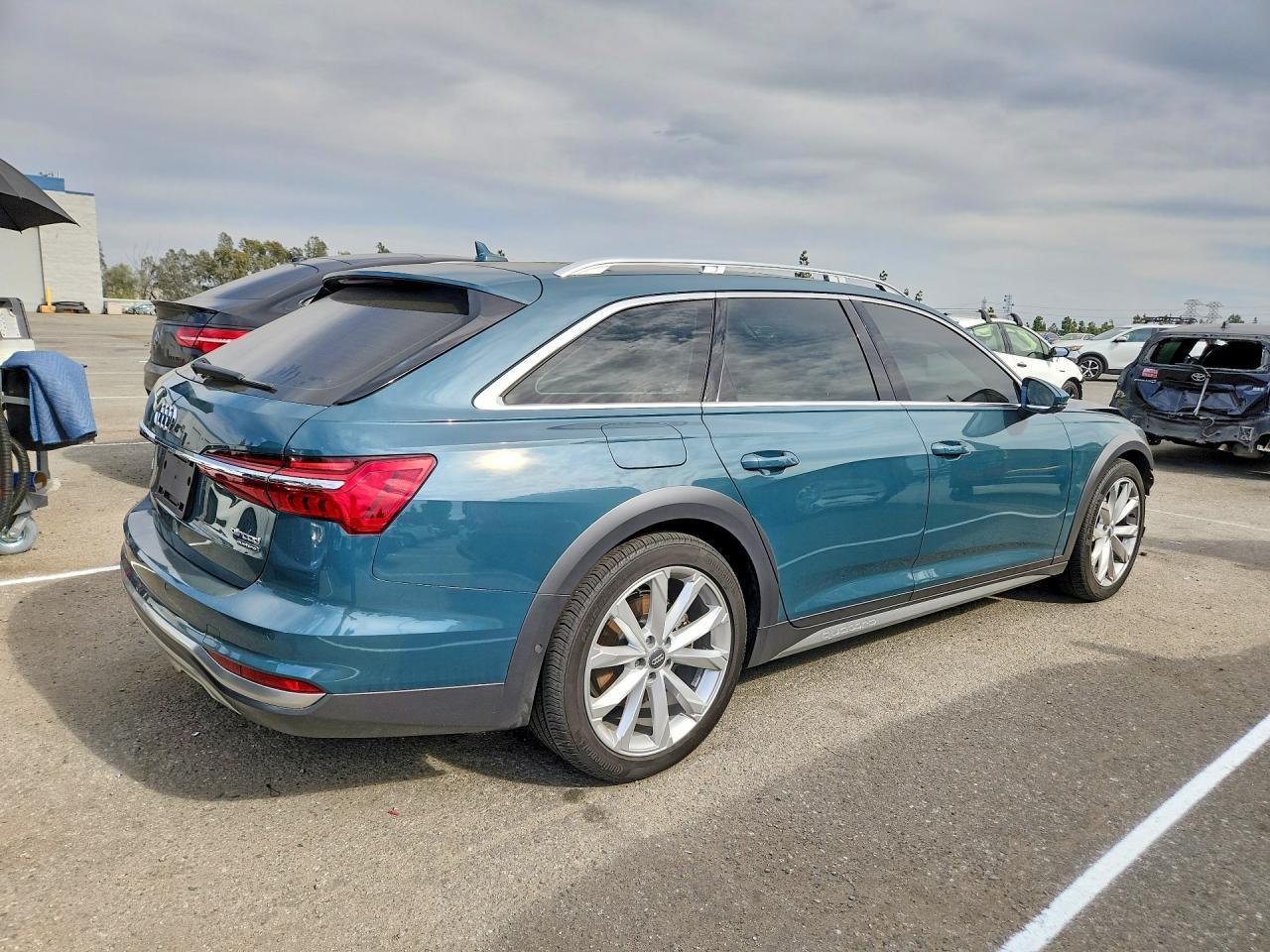2020 Audi A6 Allroad Premium Plus - Image 3