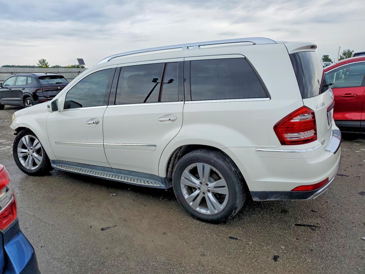2011 Mercedes-Benz Gl 450 4Matic - Фото 2