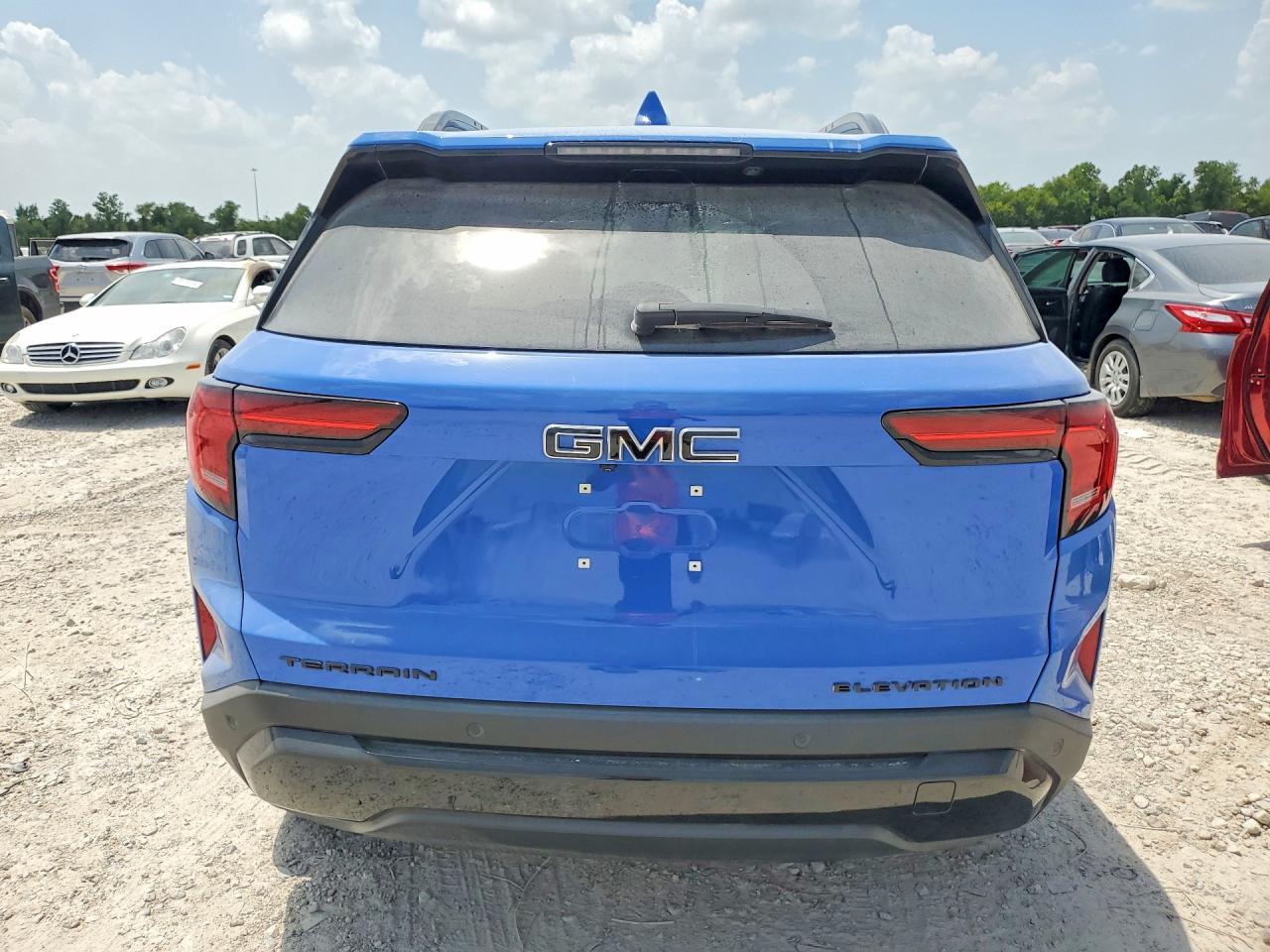 2026 GMC Terrain Elevation - Фото 6