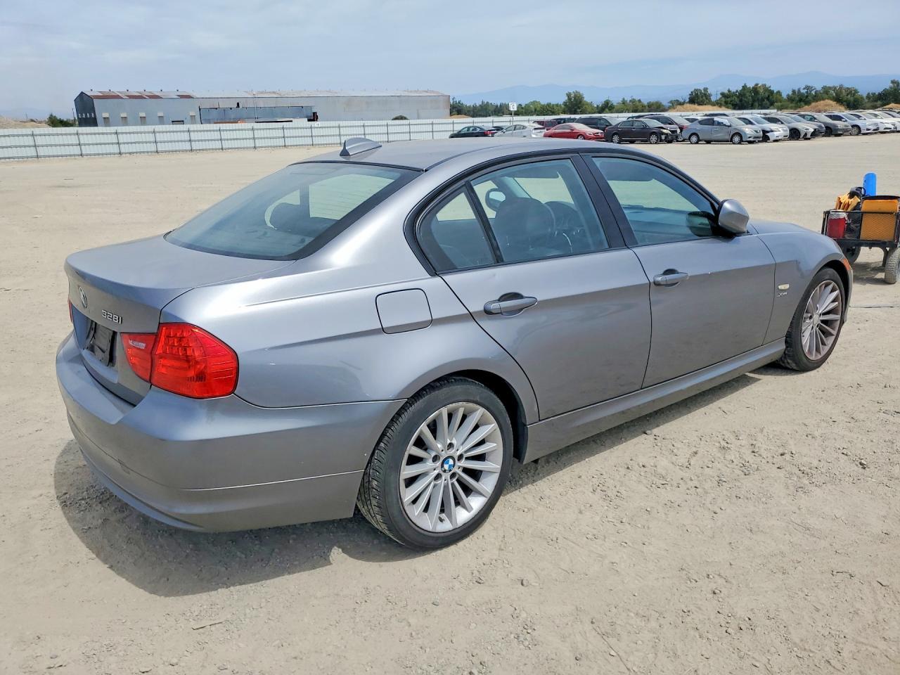 2011 BMW 328 Xi Sulev - Фото 3