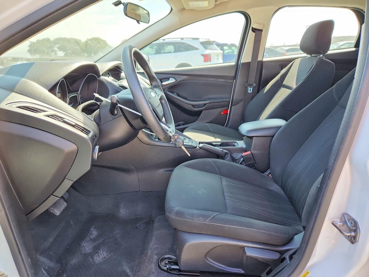 2018 Ford Focus Se - Image 7
