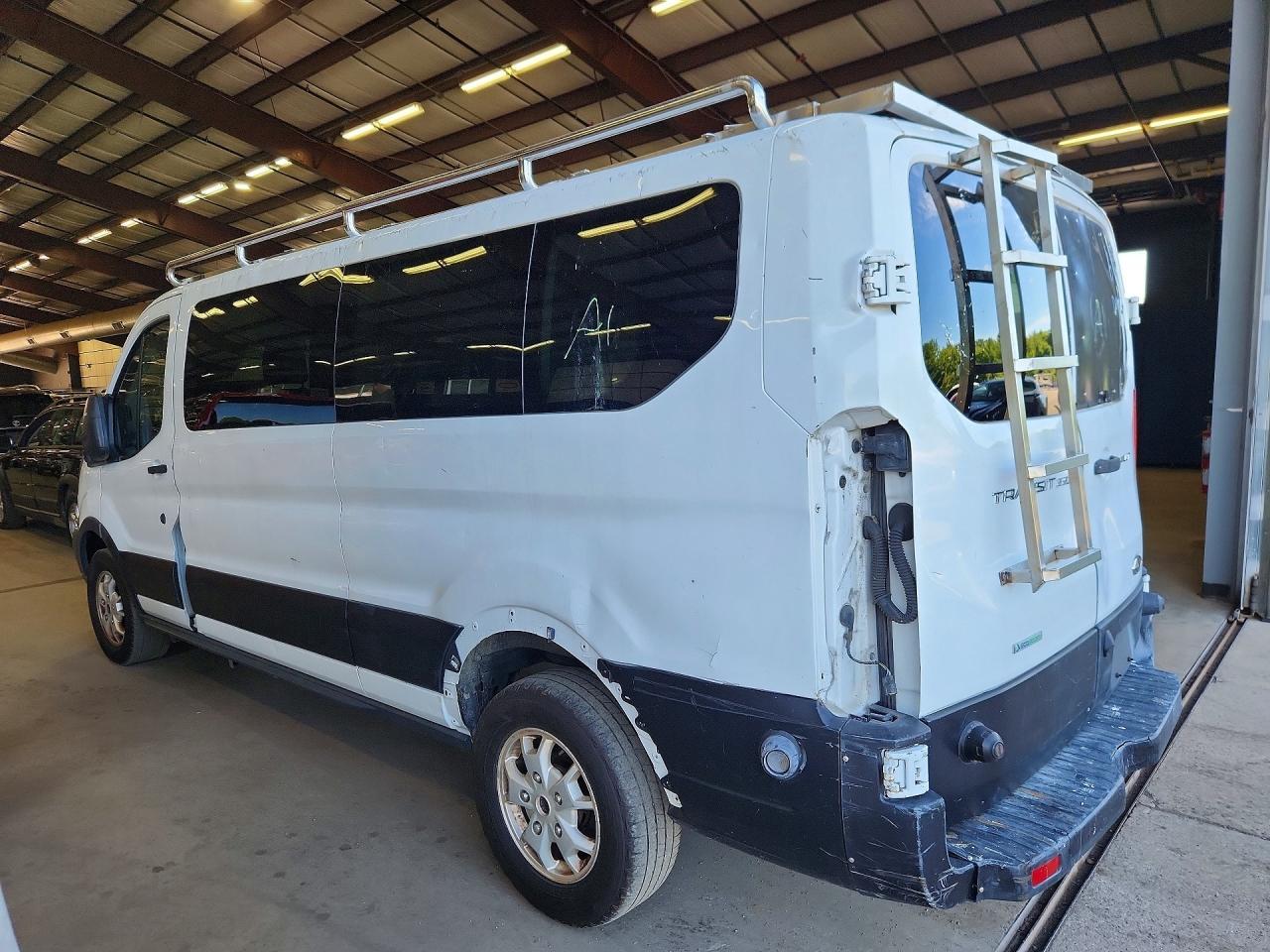 2015 Ford Transit T-350 - Фото 2