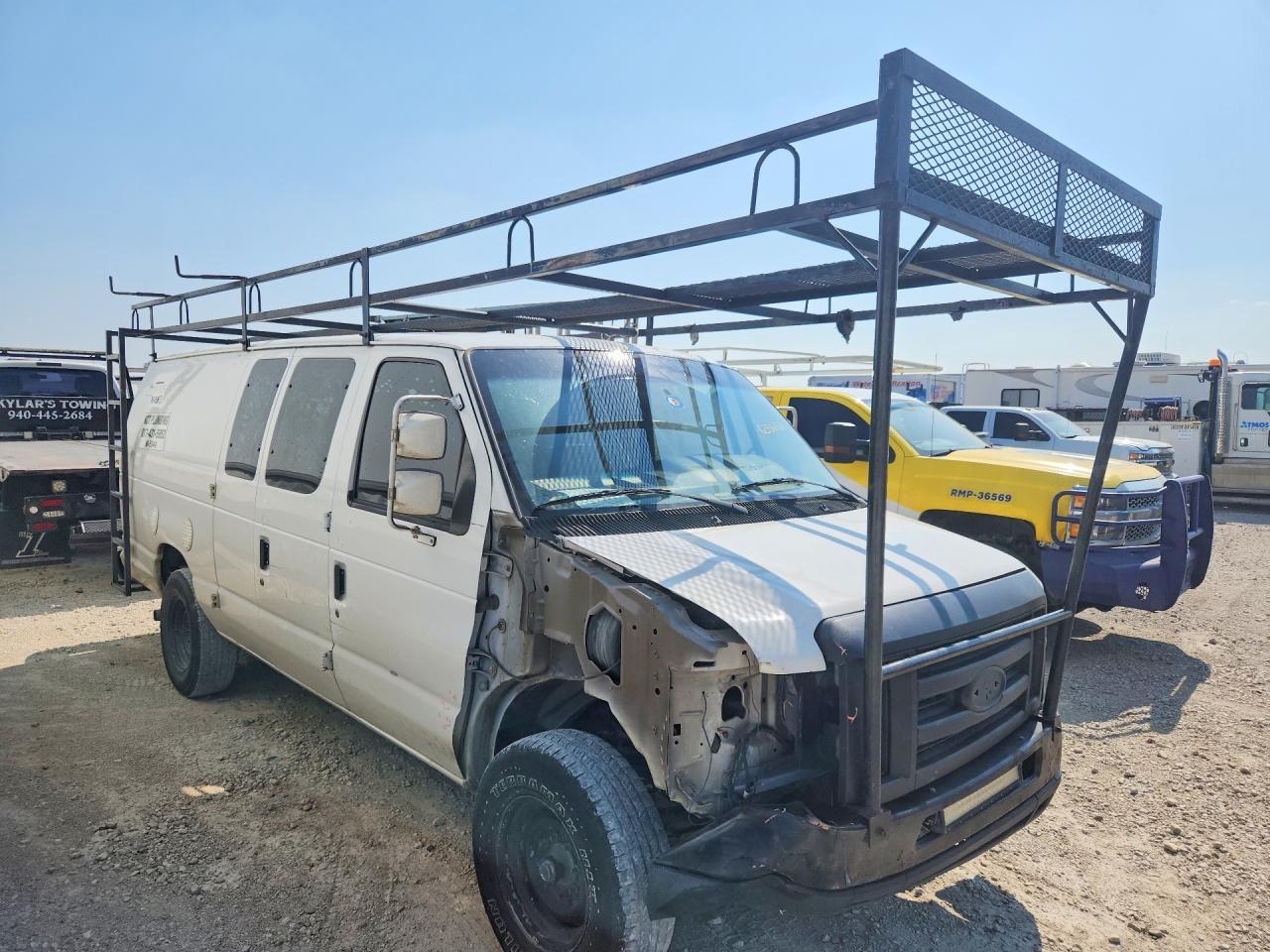2011 Ford Econoline E350 Super Duty Van - Фото 4