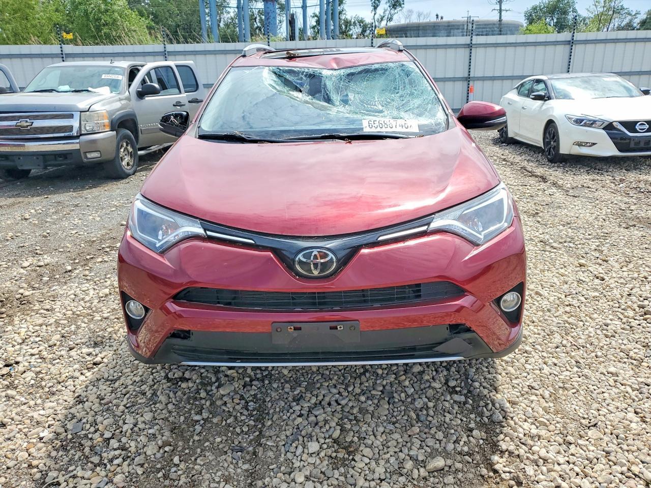 2018 Toyota Rav4 Xle - Image 5