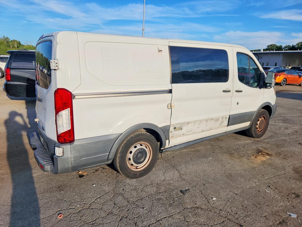 2016 Ford Transit T-150 - Image 3
