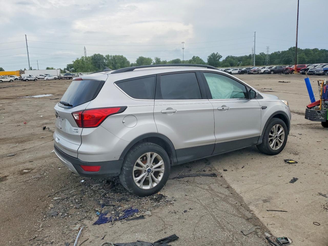 2019 Ford Escape Sel - Фото 3