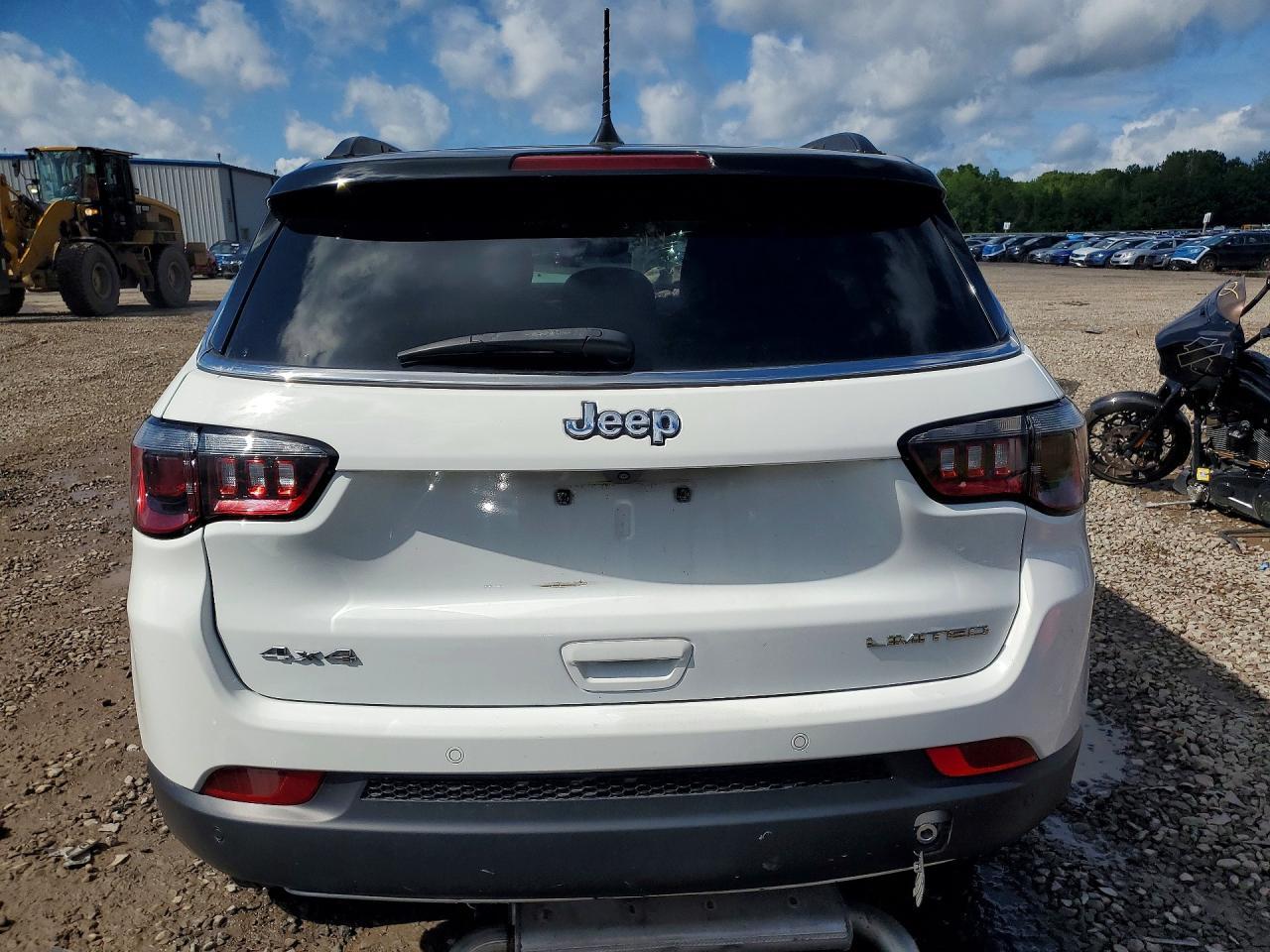 2024 Jeep Compass Limited - Image 6