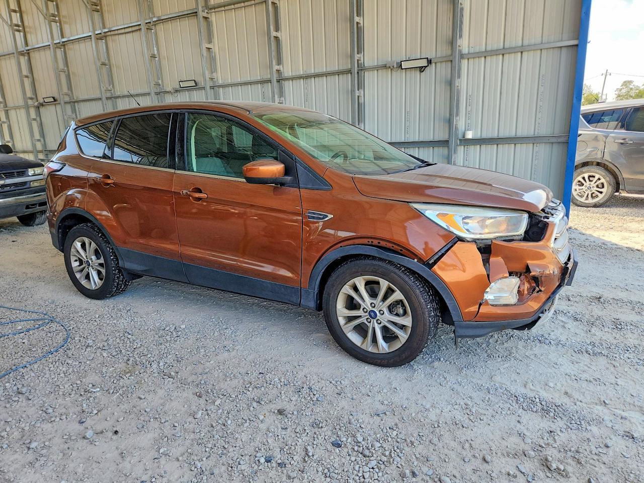 2017 Ford Escape Se - Фото 4
