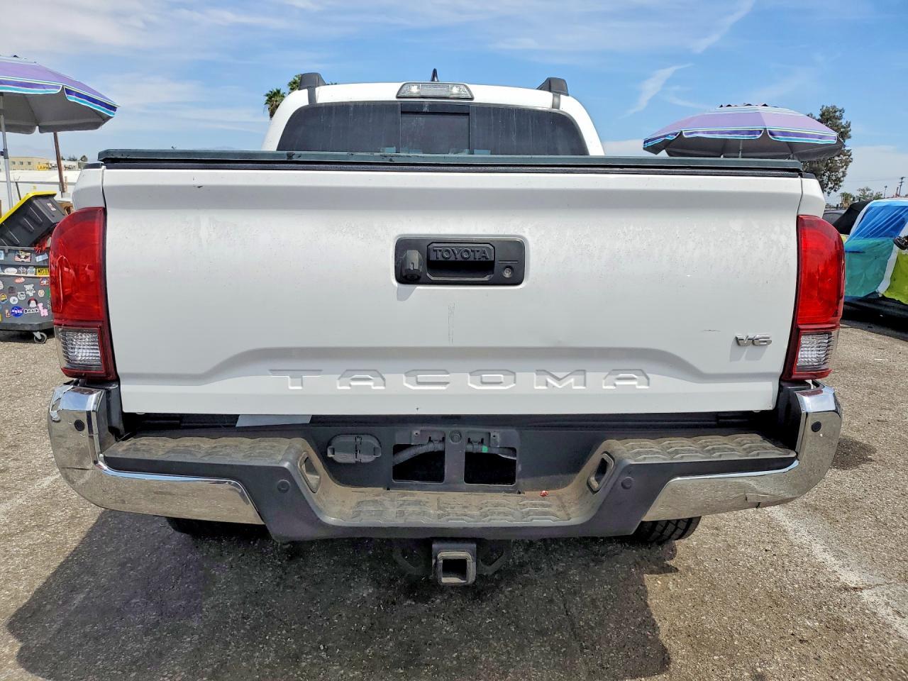 2019 Toyota Tacoma Sr5 V6 - Image 6
