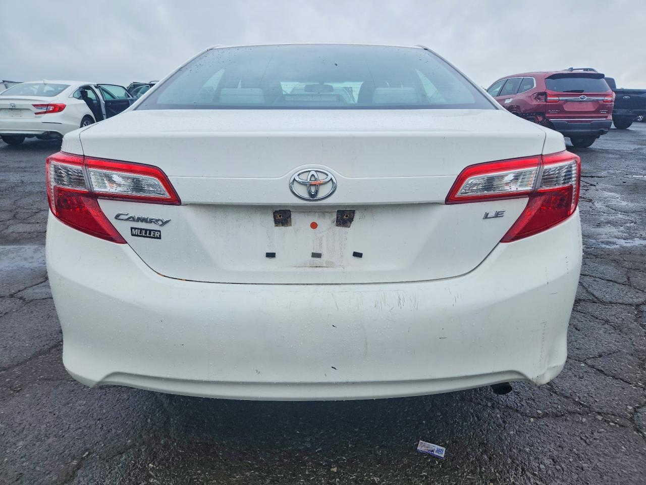 2014 Toyt Camry L - Image 6