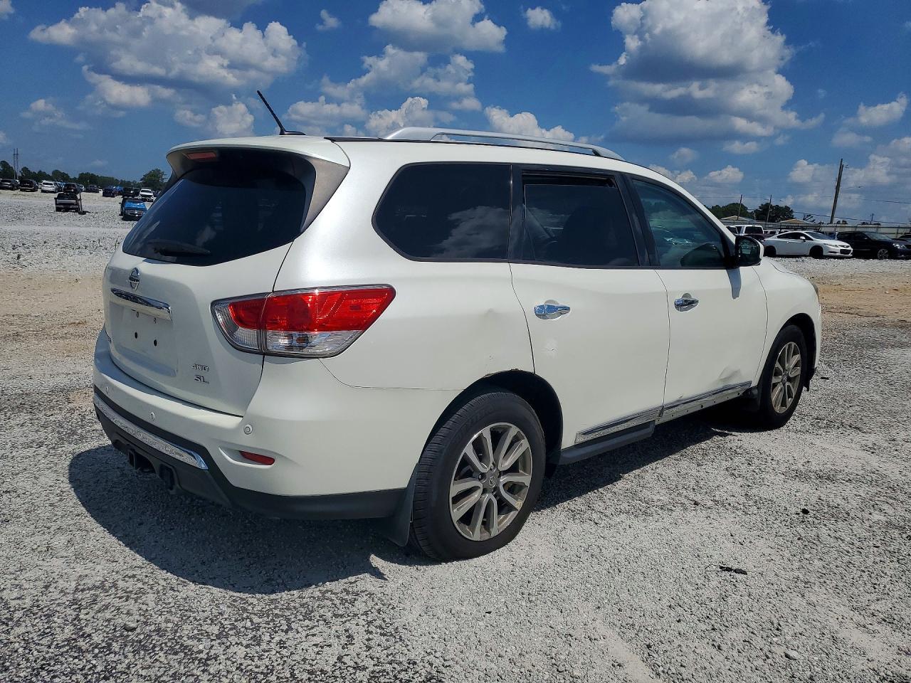 2016 Nissan Pathfinder Sl - Фото 3