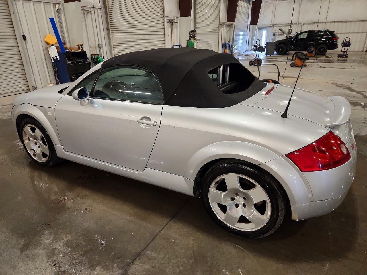 2001 Audi Tt Quattro - Image 2