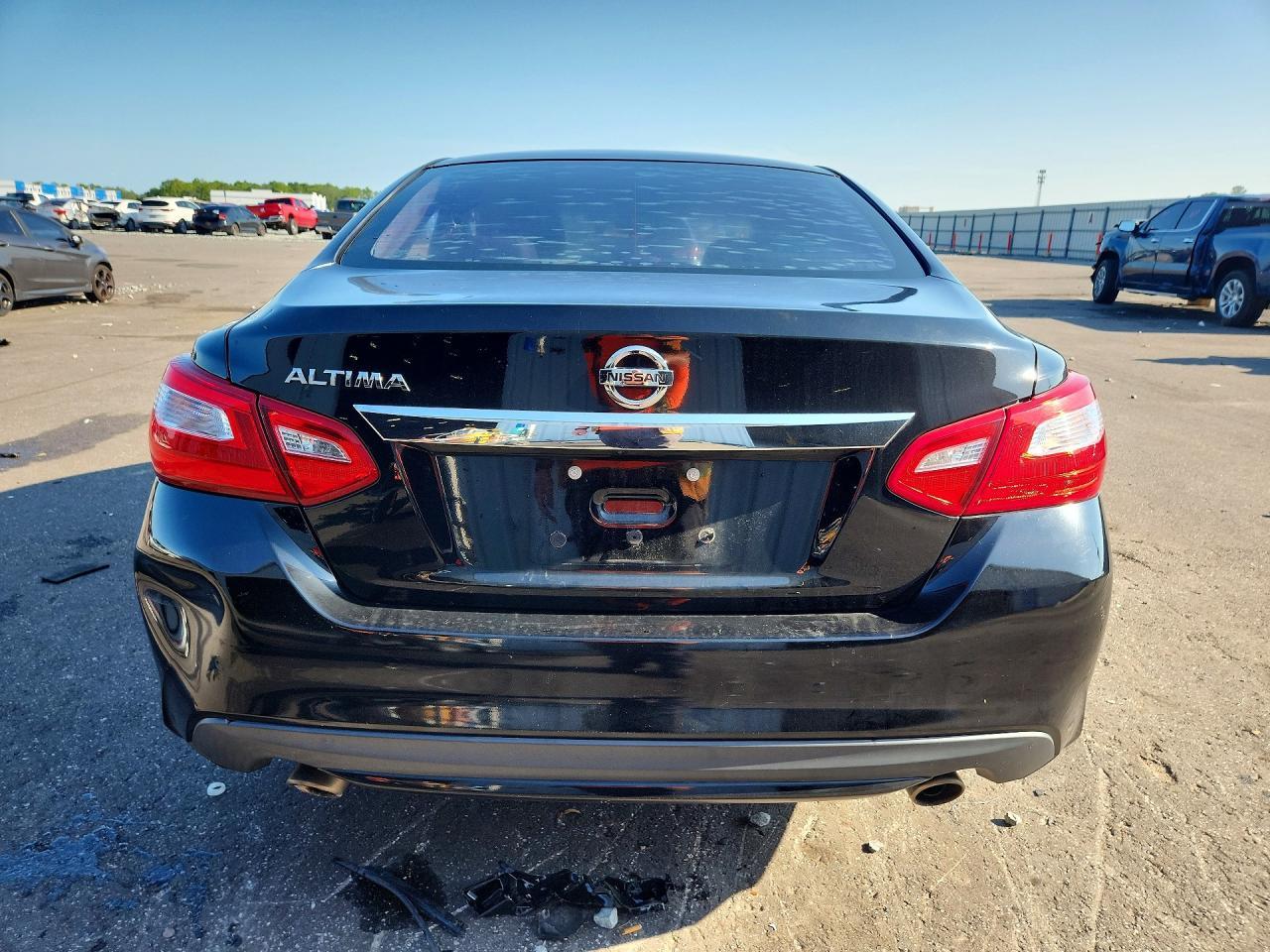 2017 Nissan Altima 2.5 S - Image 6