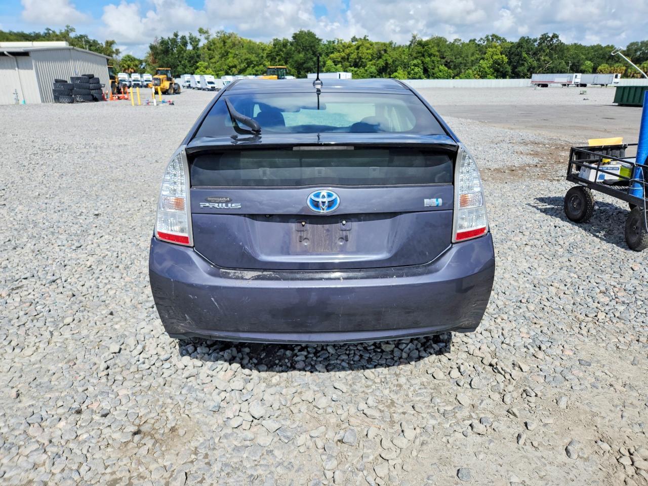 2010 Toyota Prius Iii - Фото 6