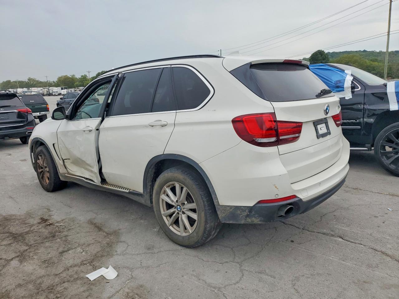 2015 BMW X5 xDrive35I - Фото 2