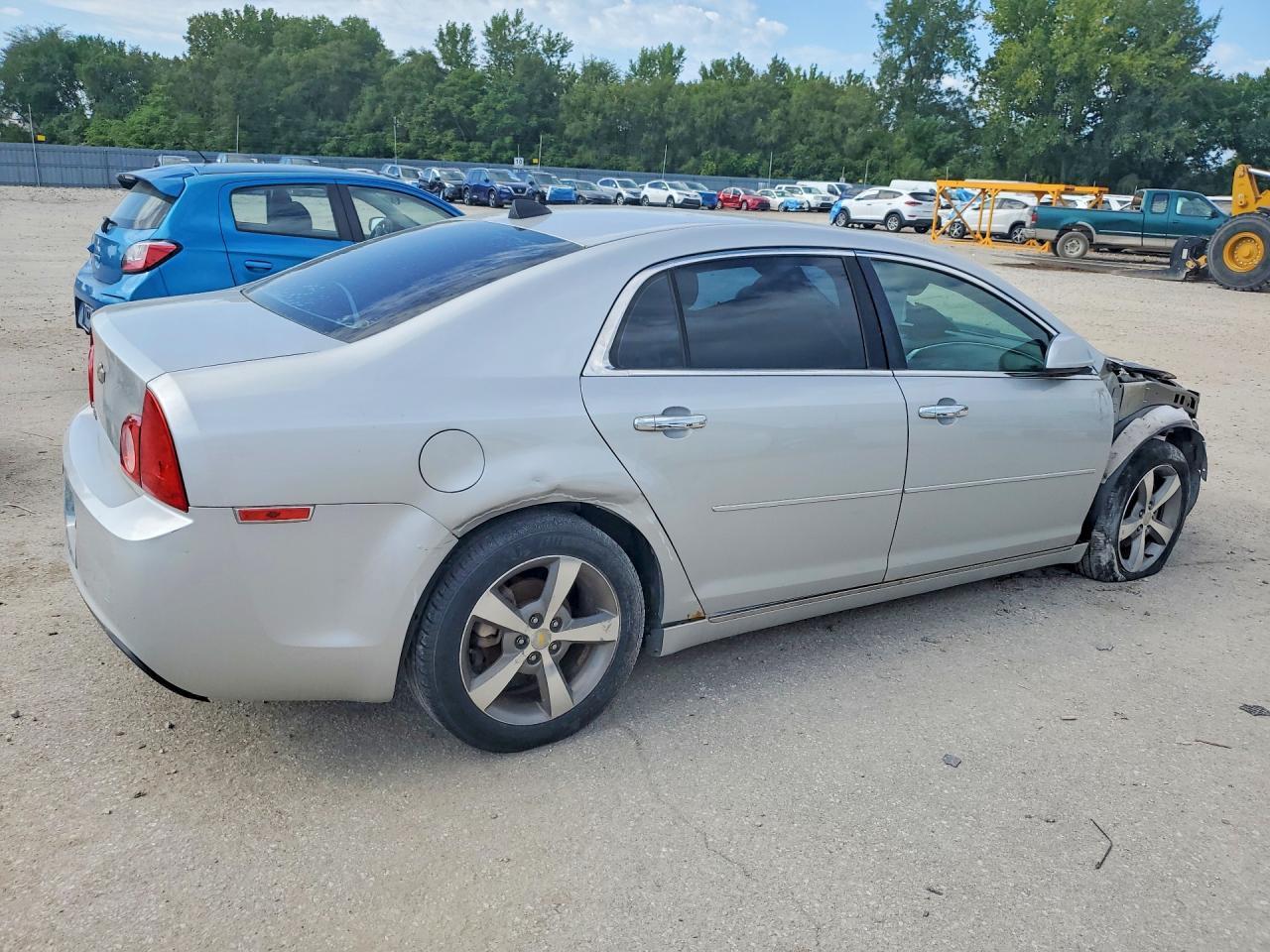 2012 Chevrolet Malibu 1Lt - Фото 3