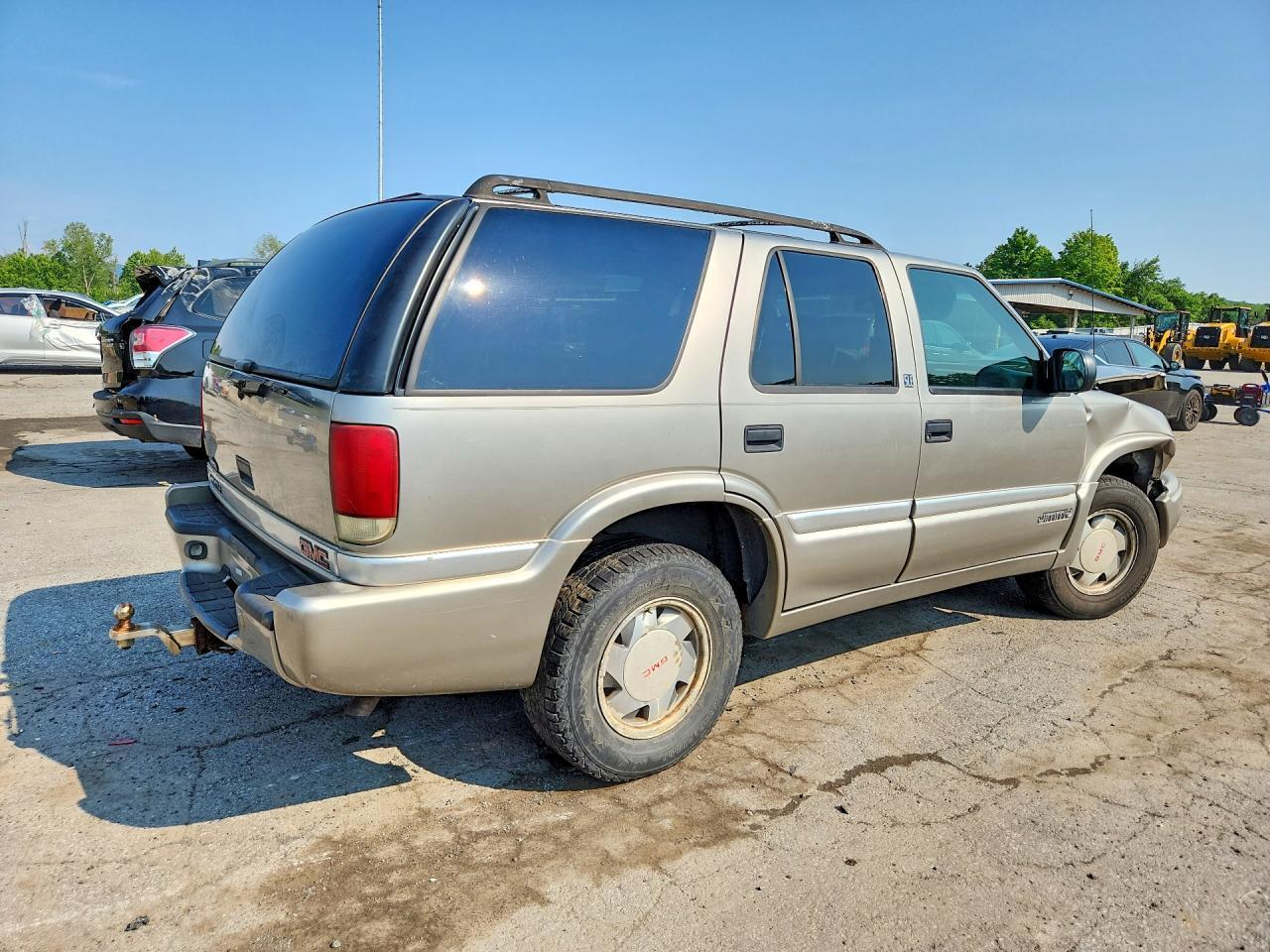 2000 GMC Jimmy Sls - Фото 3