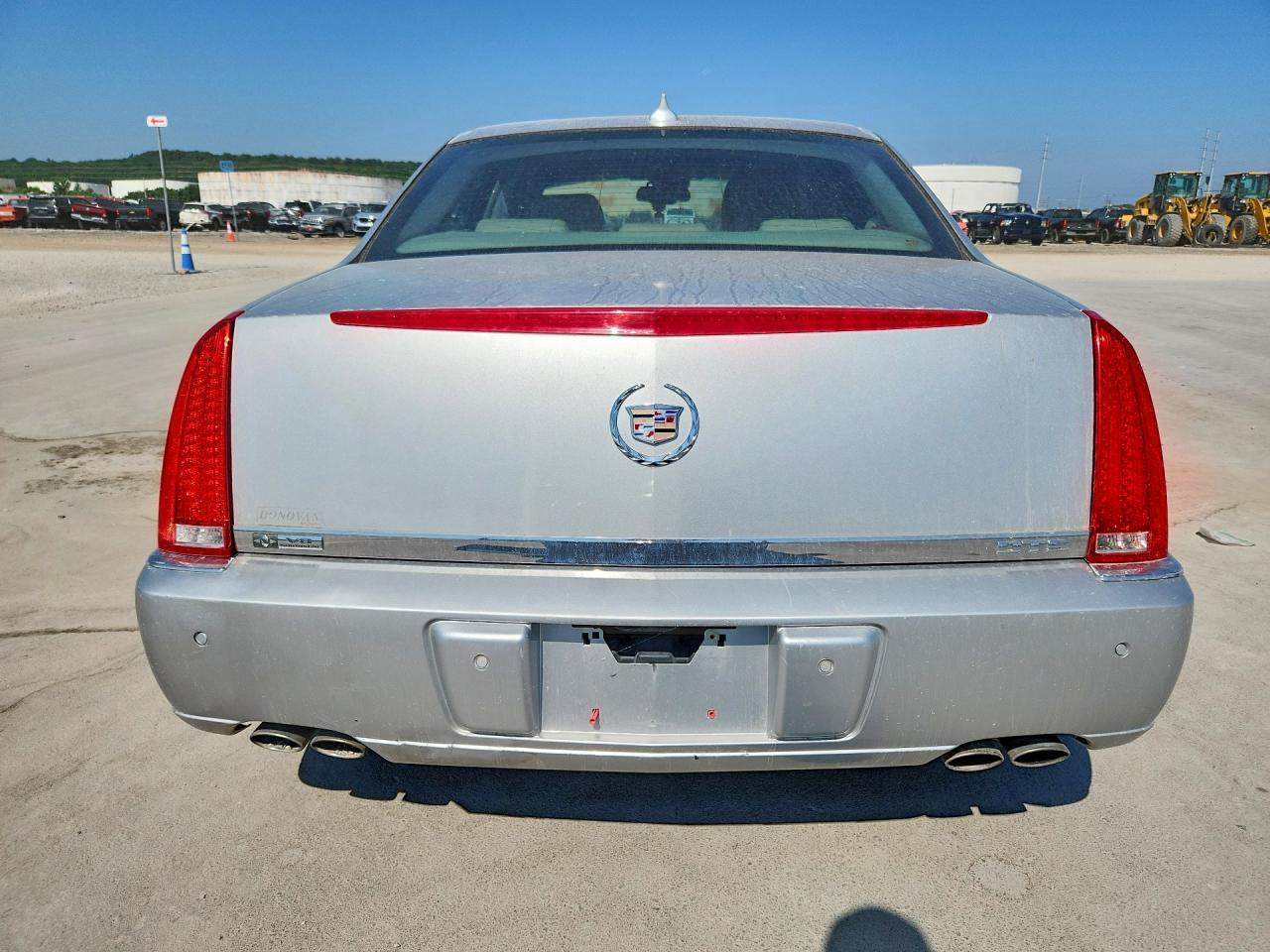 2009 Cadillac Dts - Image 6