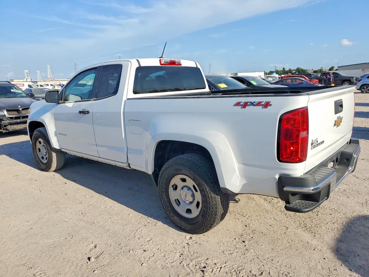 2018 Chevrolet Colorado - Image 2