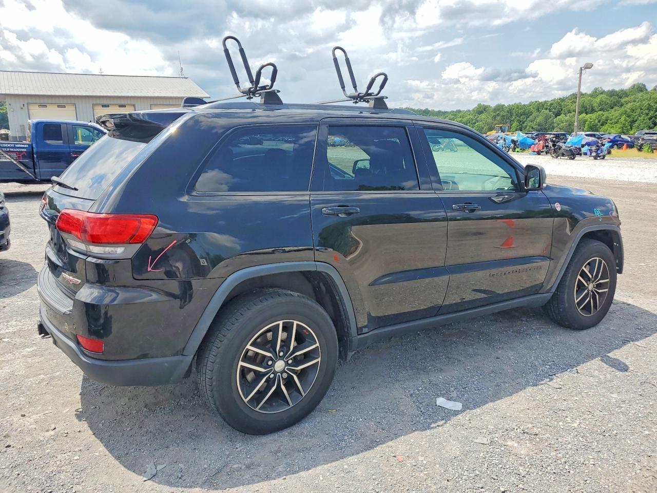 2017 Jeep Grand Cherokee Trailhawk - Фото 3