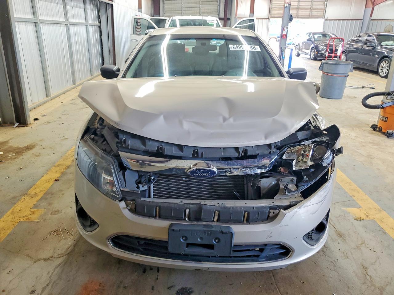 2010 Ford Fusion S - Фото 5