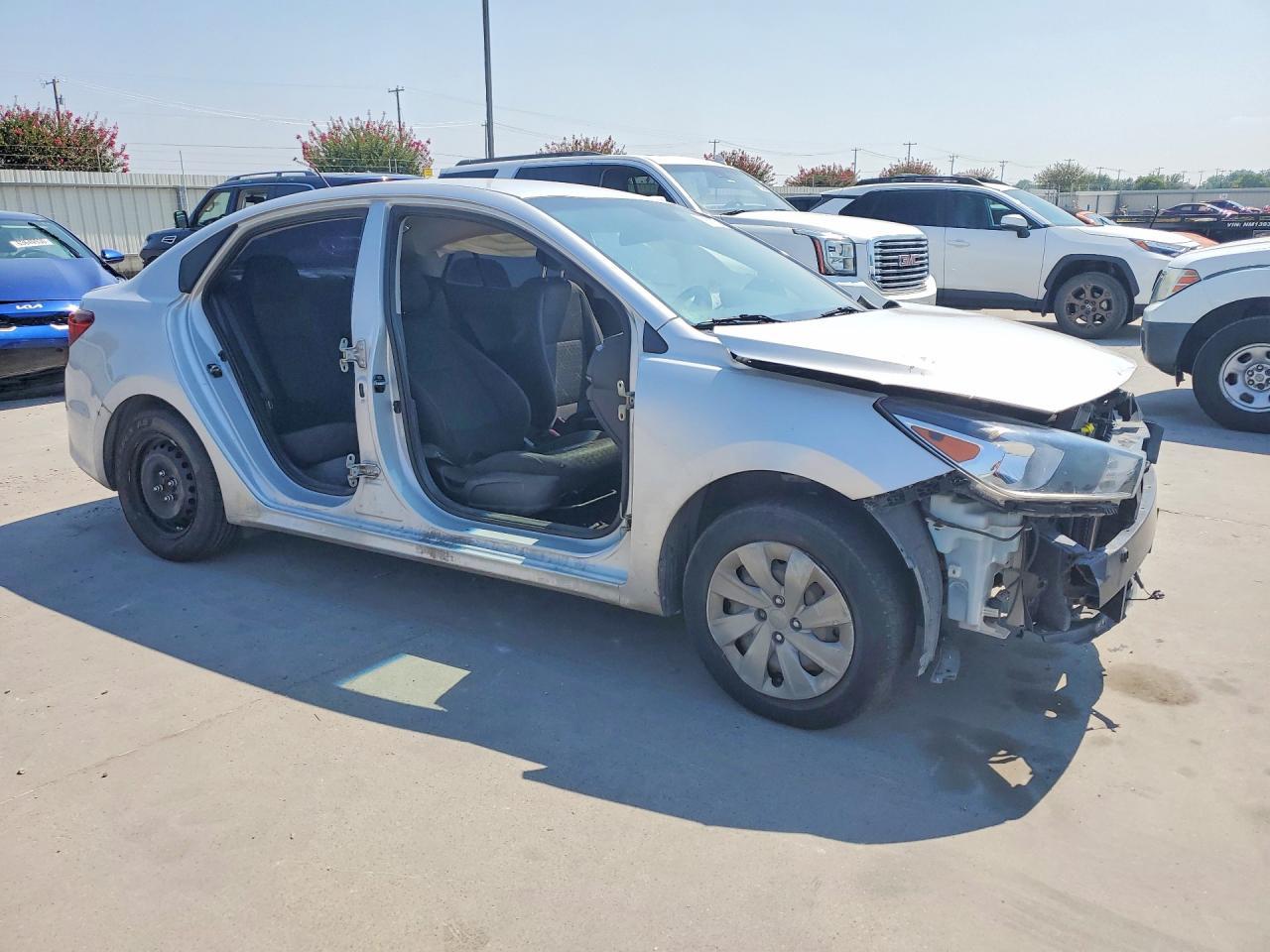 2020 Kia Rio Lx - Фото 4
