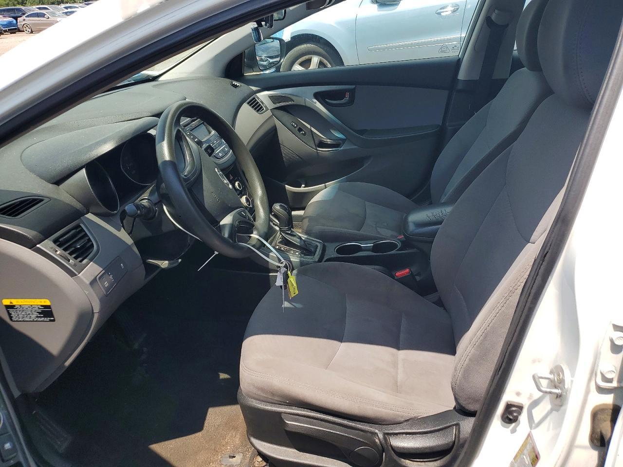 2015 Hyundai Elantra Se - Фото 7
