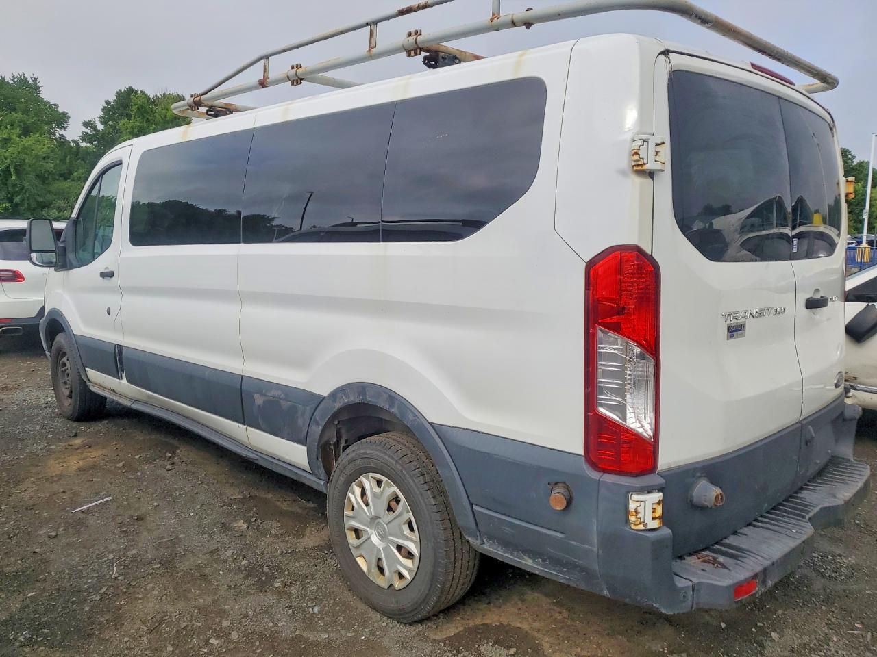 2015 Ford Transit - Image 2