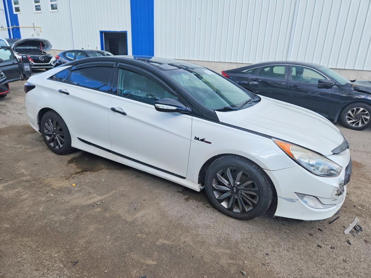 2011 Hyundai Sonata Hybrid - Фото 4
