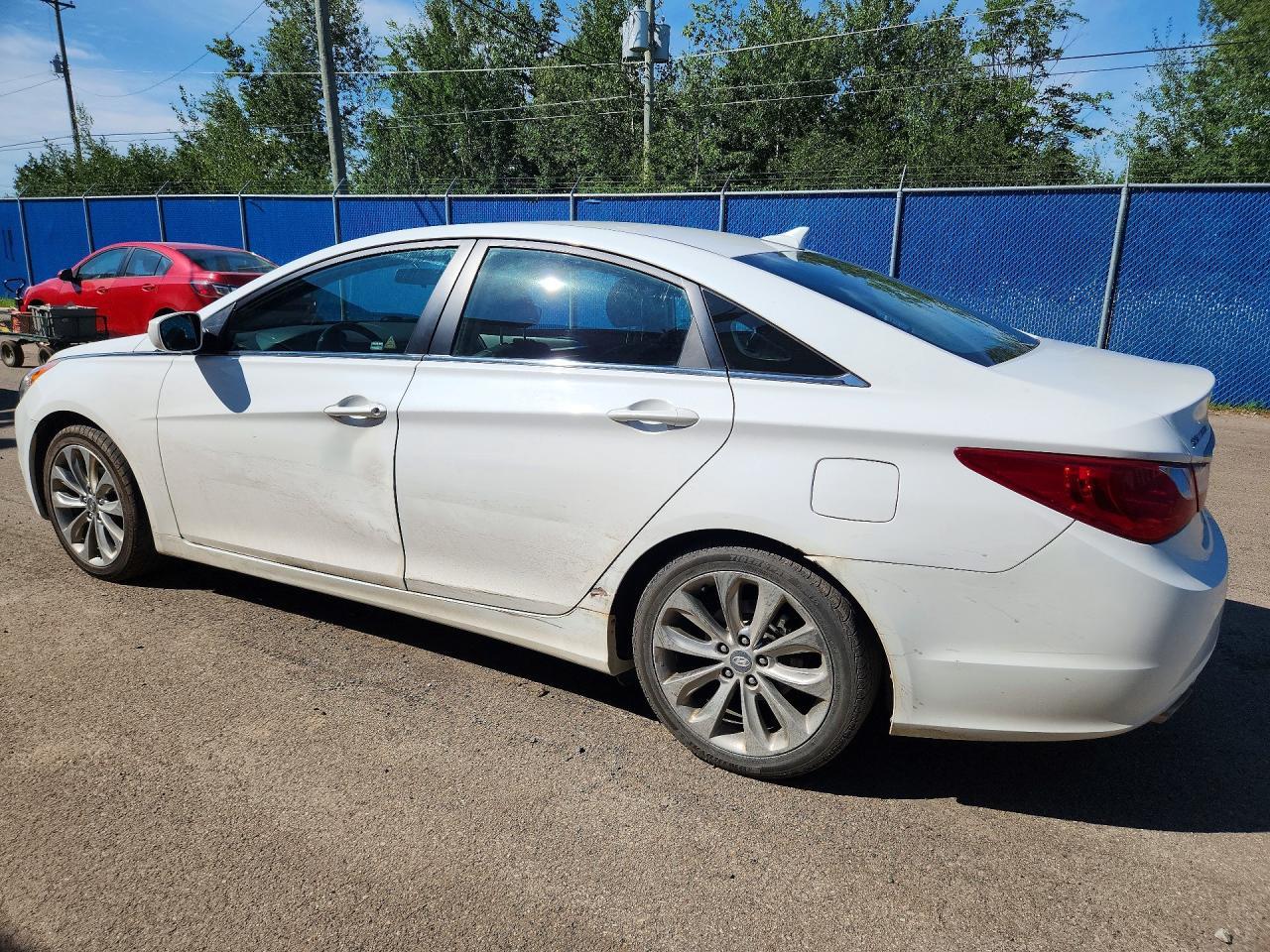 2013 Hyundai Sonata Se - Image 2