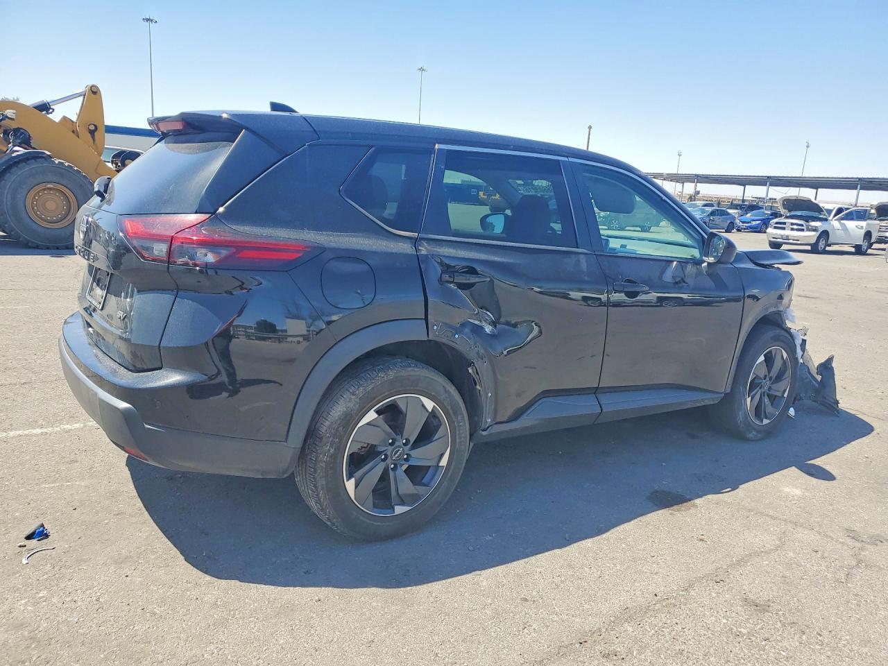 2024 Nissan Rogue Sv - Фото 3
