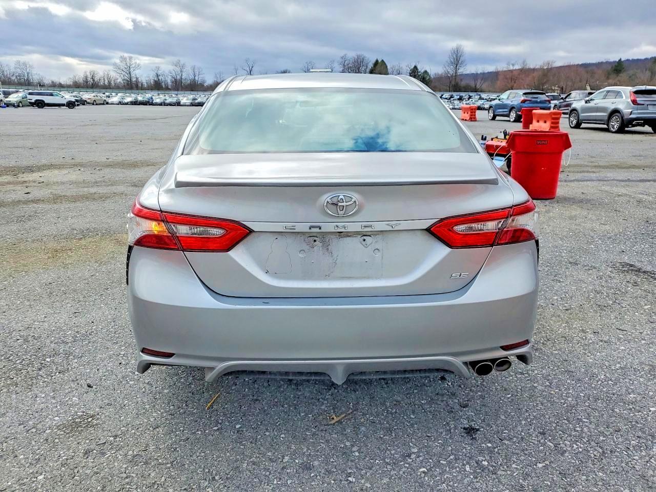 2018 Toyota Camry Se - Image 6