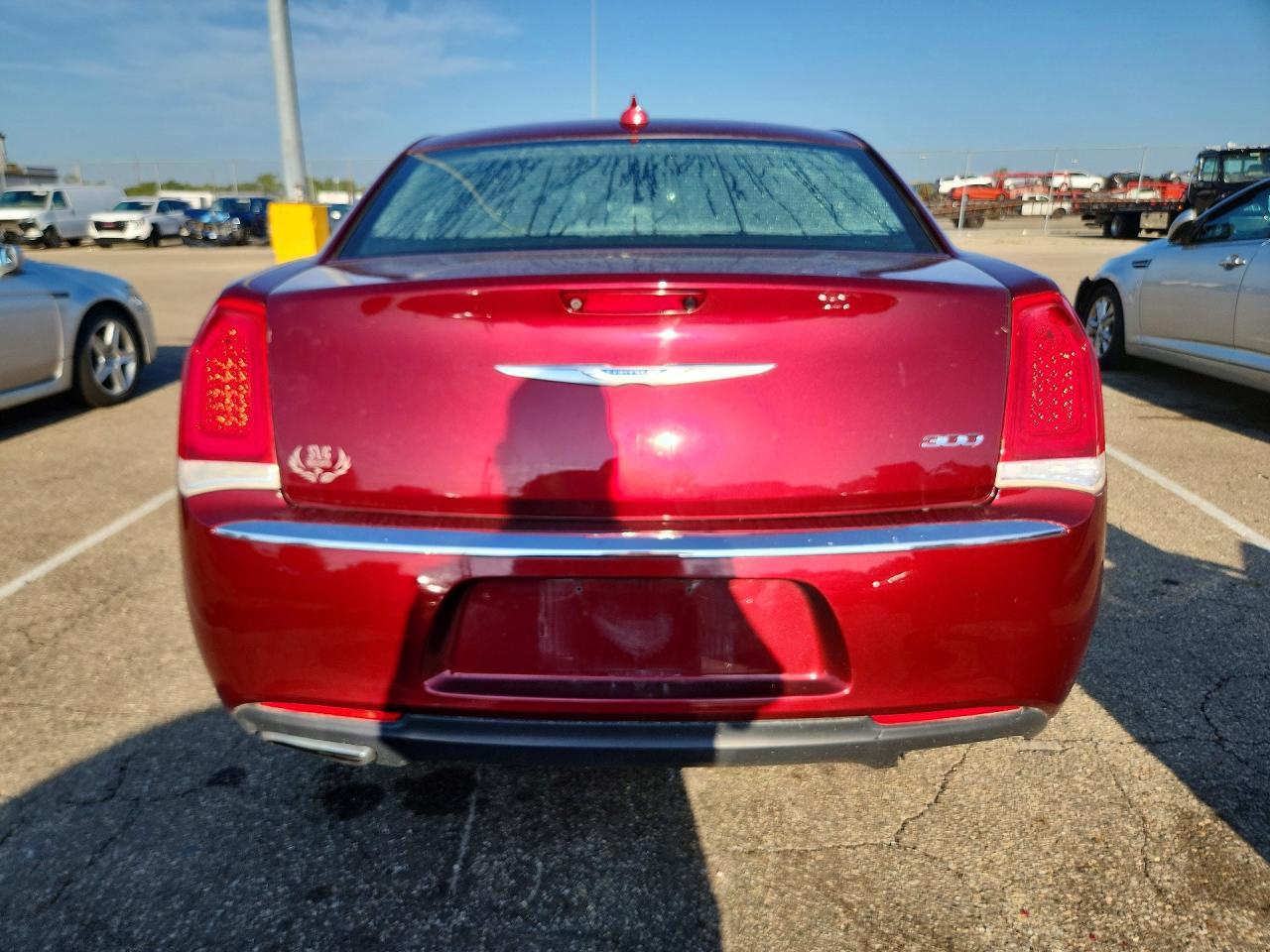 2018 Chrysler 300 Touring - Image 6