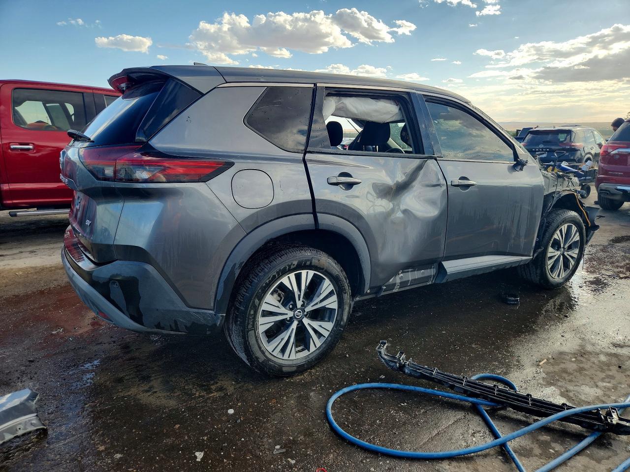 2021 Nissan Rogue Sv - Фото 3