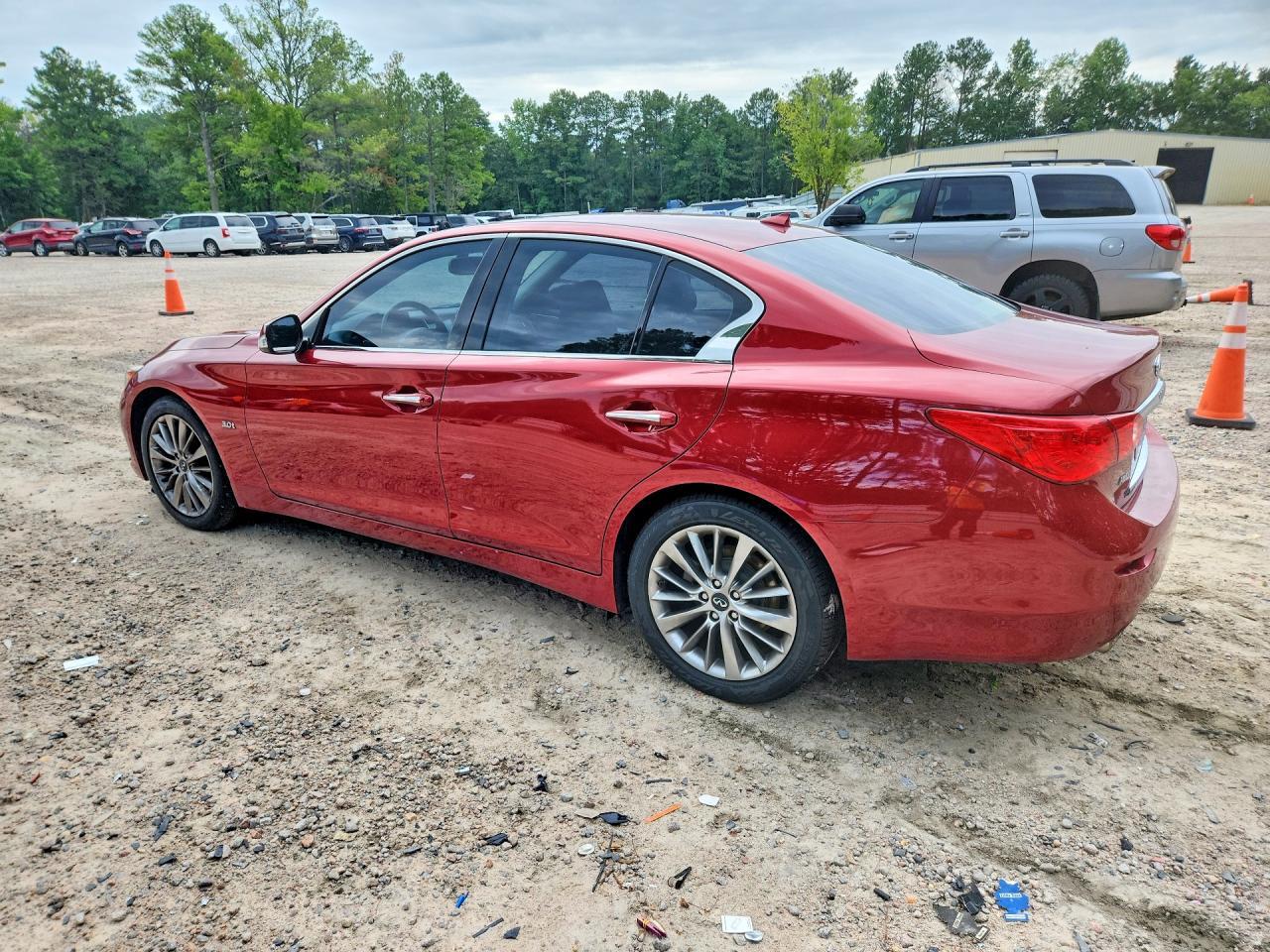 2016 Infiniti Q50 3.0T Premium - Фото 2