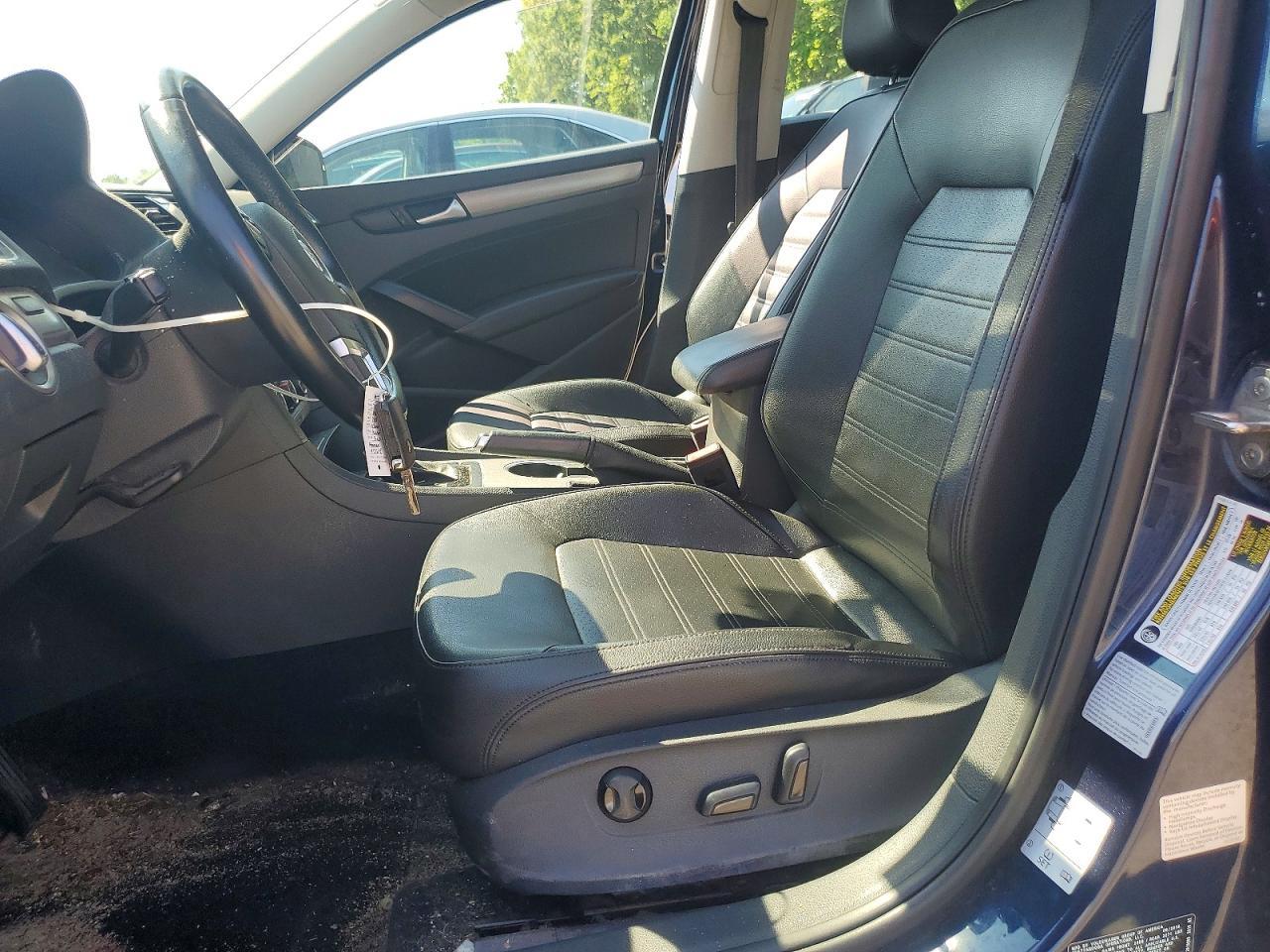 2015 Volkswagen Passat Se - Фото 7
