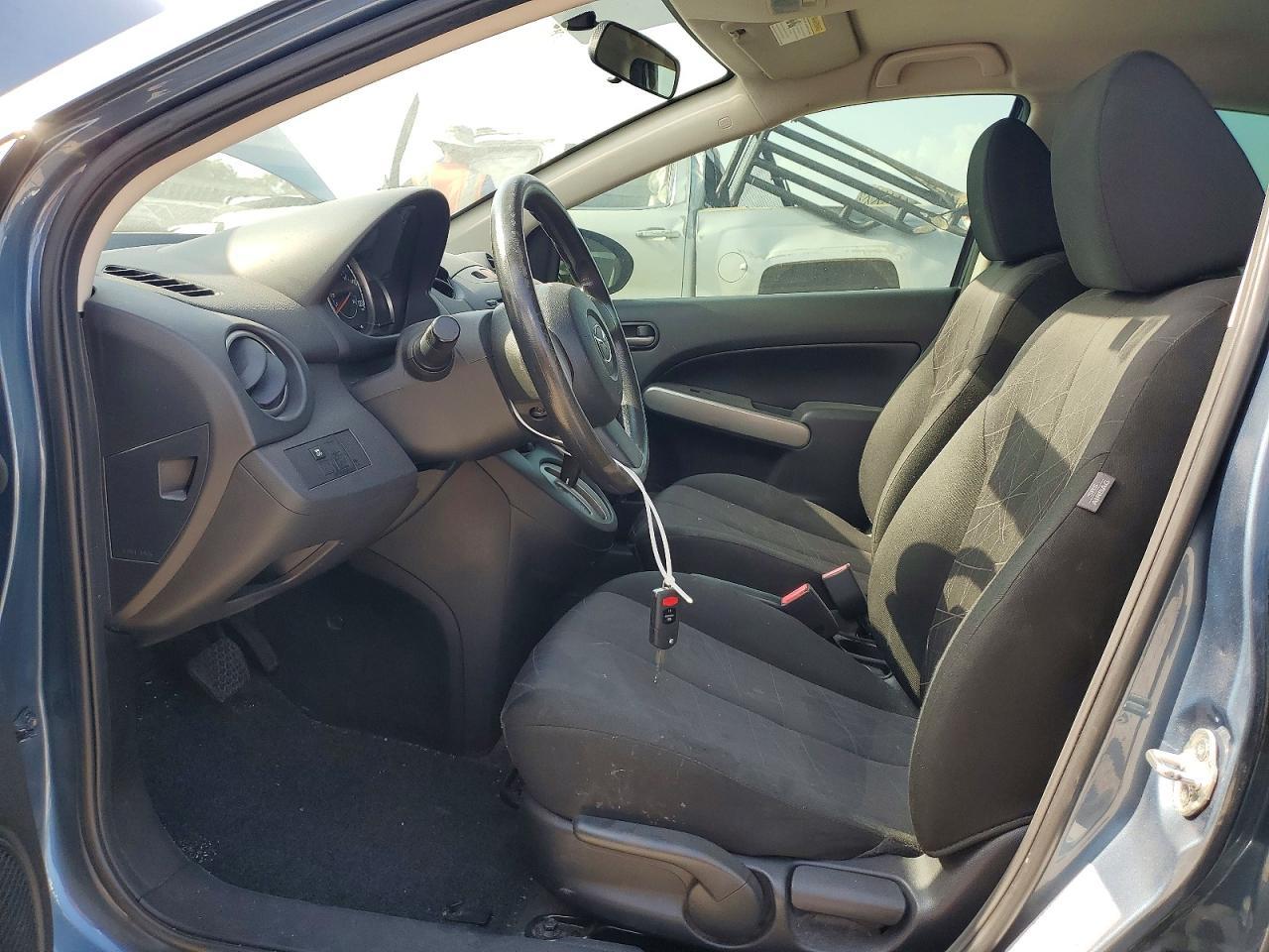 2014 Mazda 2 - Image 7